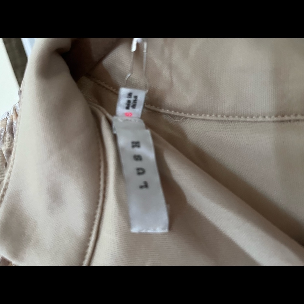 Cutout Crop Top-Velvet Cheetah Print Design - Picture 6 of 8